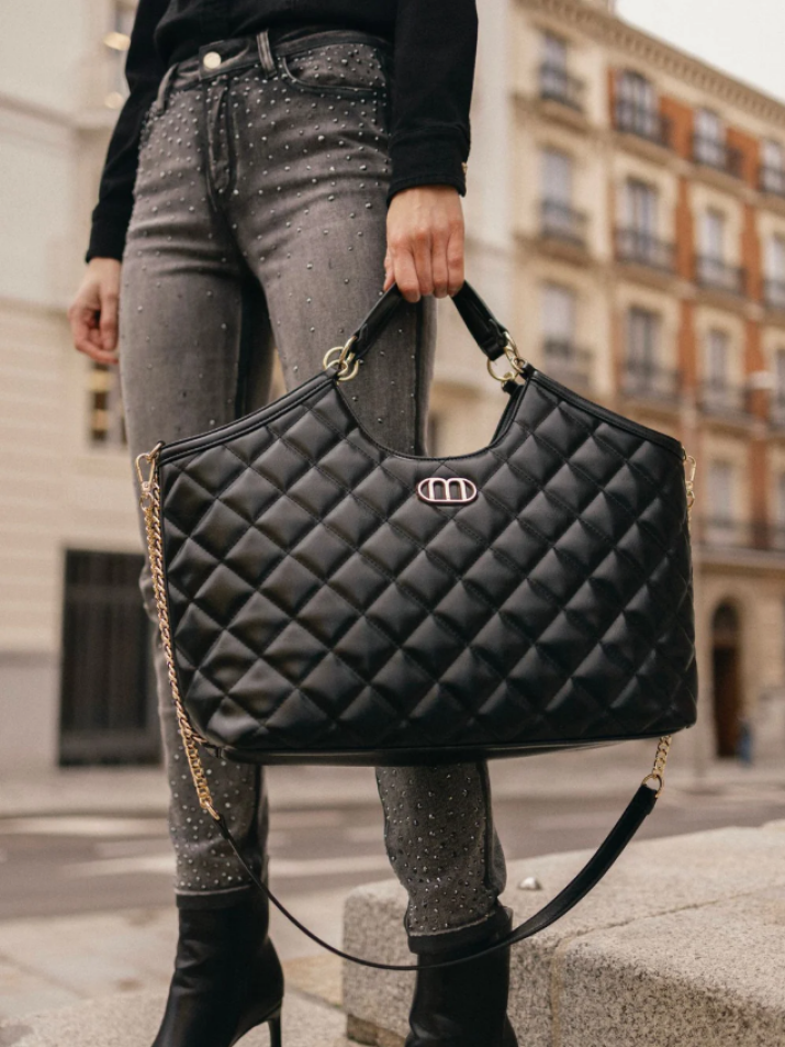 MET, Moda denim de luxe i texans "glam" d'estil italià a Insignia Vic