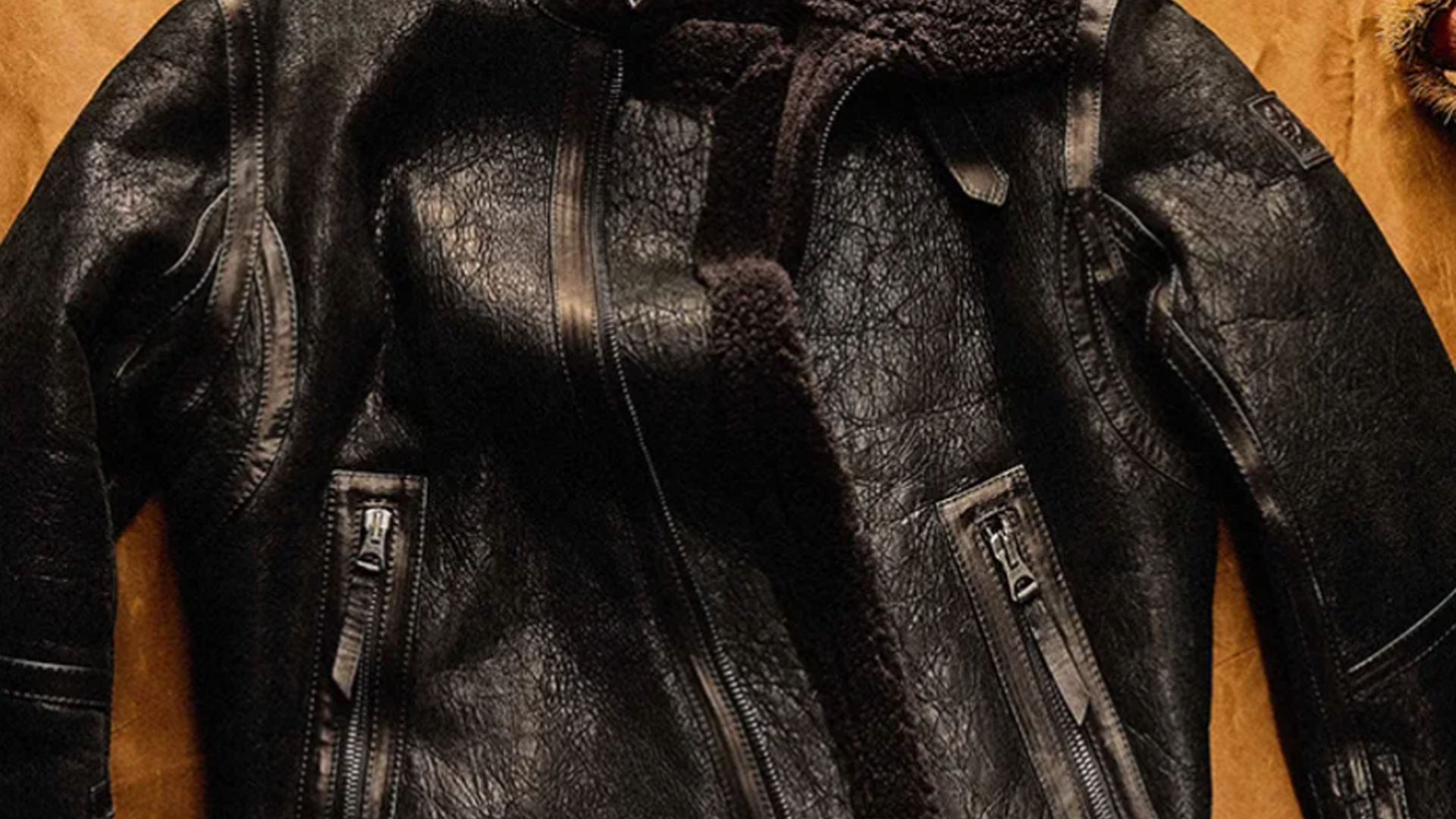 BELSTAFF, Icones de moda britànica de luxe resistent i atemporal