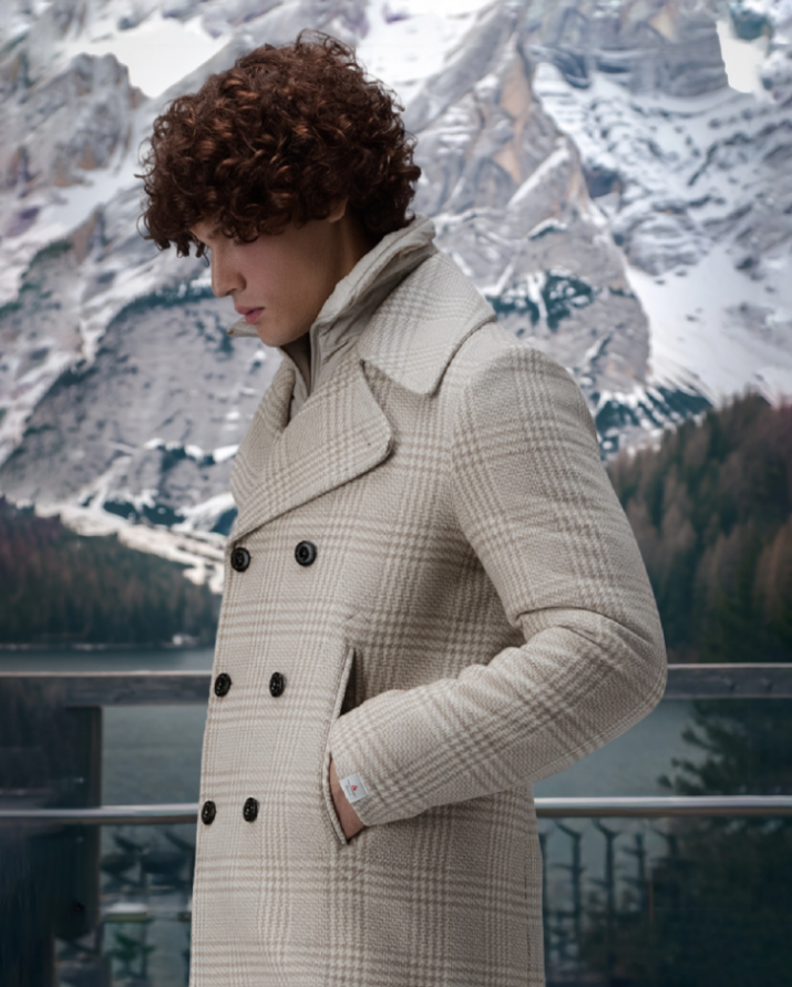 PEUTEREY, Abrics de luxe i moda tècnica d'excel·lència italiana a Insignia Vic